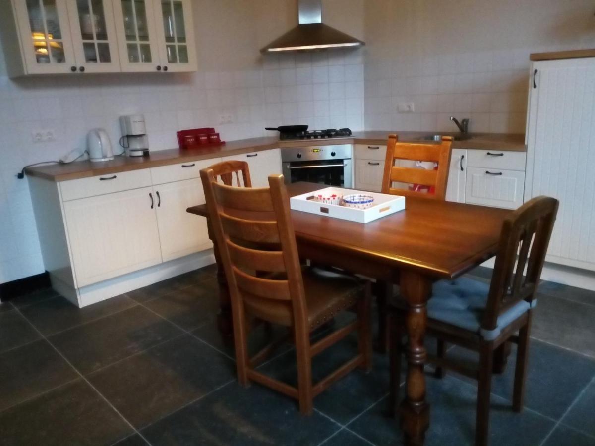 Vakantiehuis In Het Voorhuis Dommelen Luaran gambar